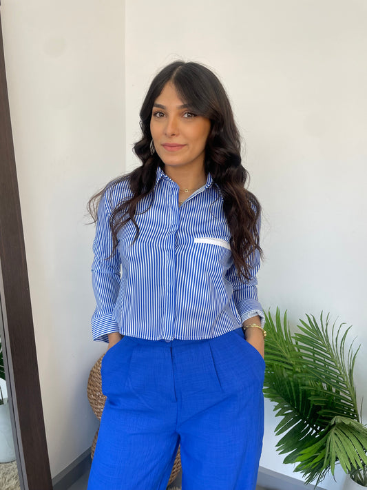 blue short striped shirt