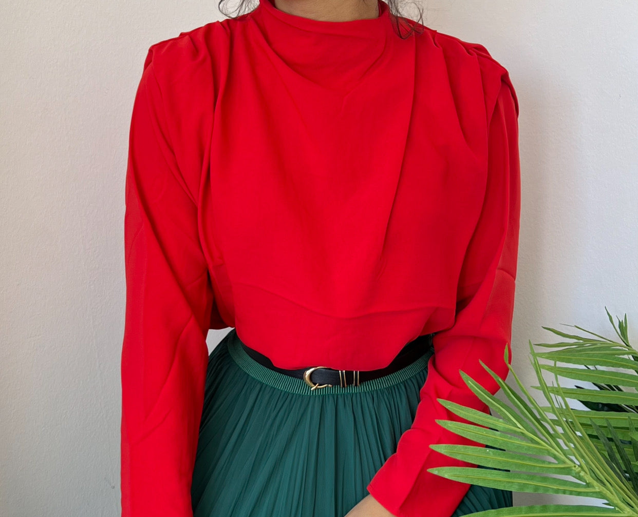 red xuxa blouse